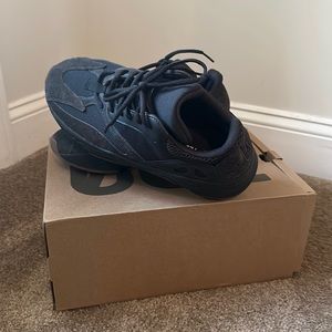 Yeezy boost Utility black 700